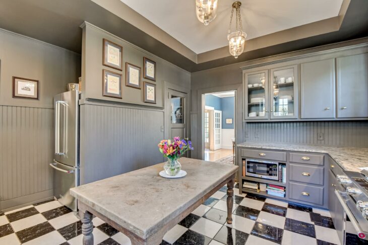 2409 kitchen 1