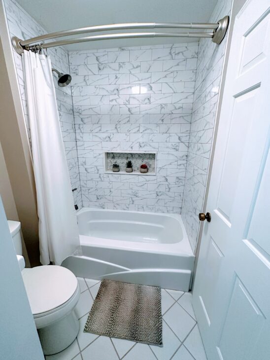 Upstairs Guest Bathroom (2)